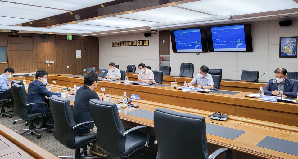 남부발전은 지난 25일 부산 본사에서 ‘국산 기자재 우수성 홍보 및 해외 판로 확대를 위한 TF’를 발족하고 첫 회의를 가졌다.